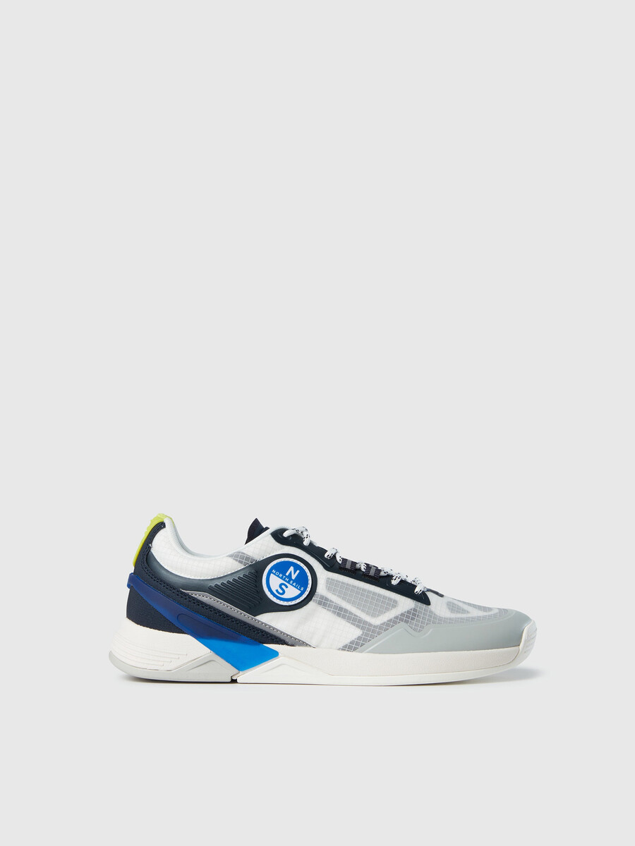 tênis de nylon leve