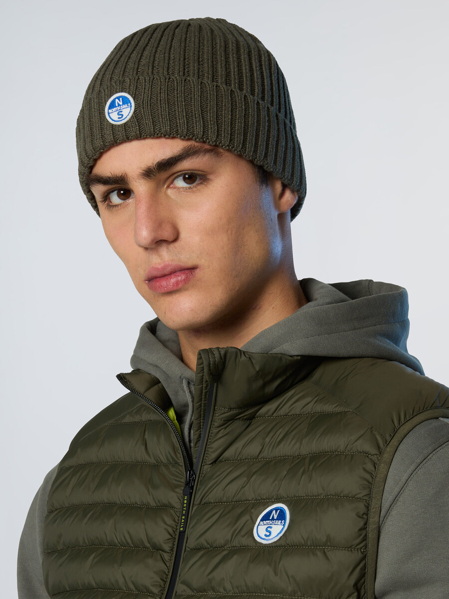 gorro canelado com forro de lã polar