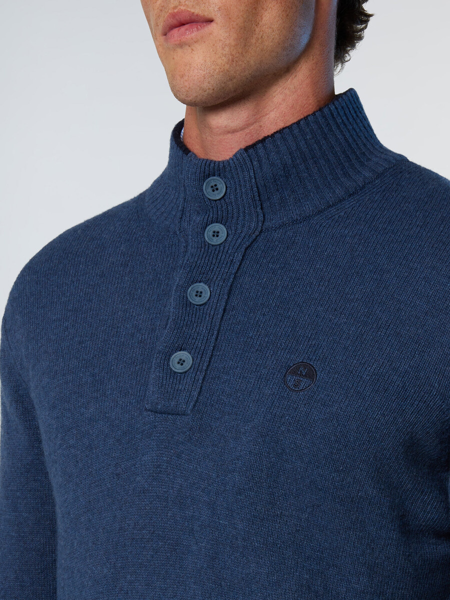 suéter de cashmere com fechamento frontal por botões