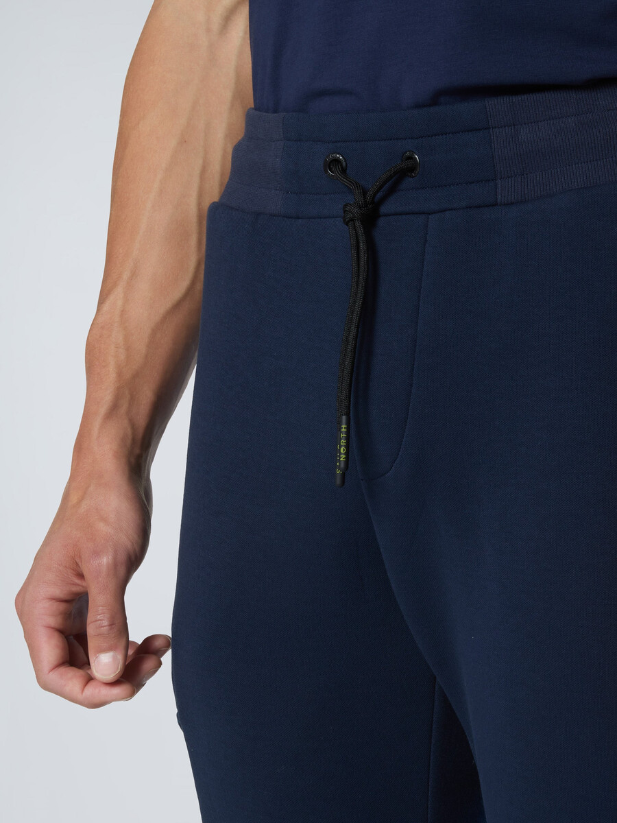 calça cargo de moletom piqué estilo scuba